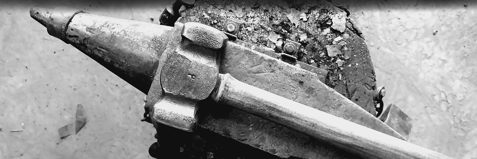 Cuchillo artesanal forjado a mano por Forja El Deseo